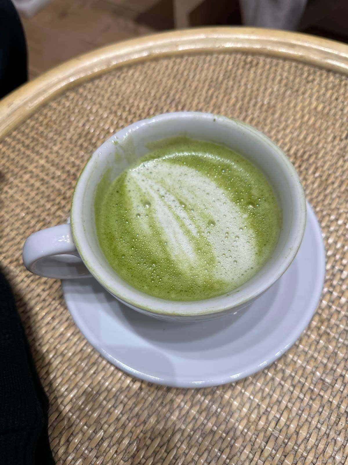 Yog&Matcha - Boutique Yoga Studio, Matcha Bio et Café à Saint-Germain-des-Près