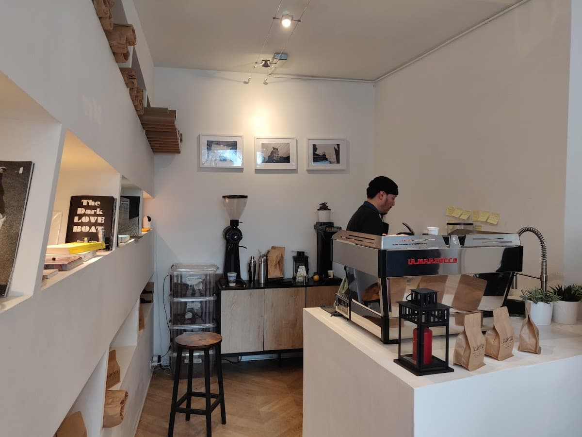 ARTESANO specialty coffee roaster