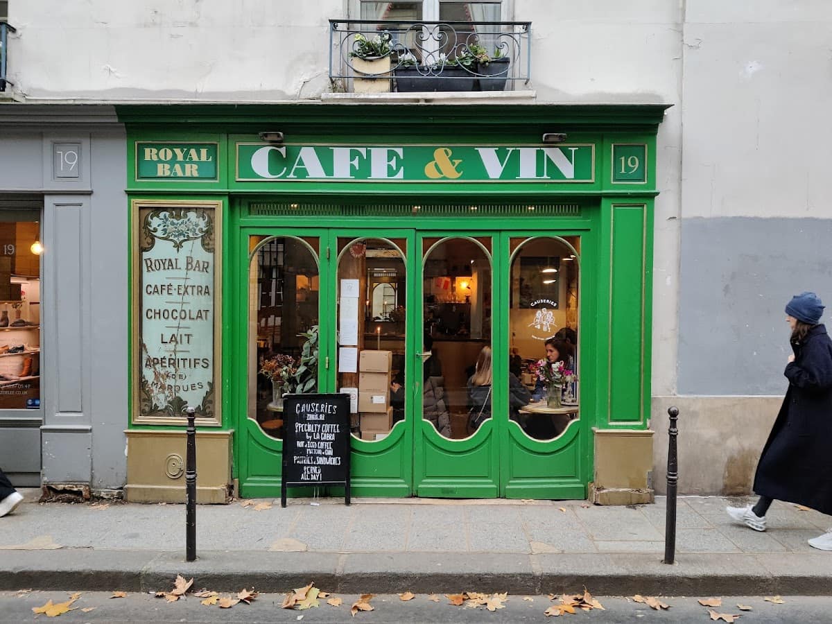 Causeries Paris - Specialty coffee & natural wine