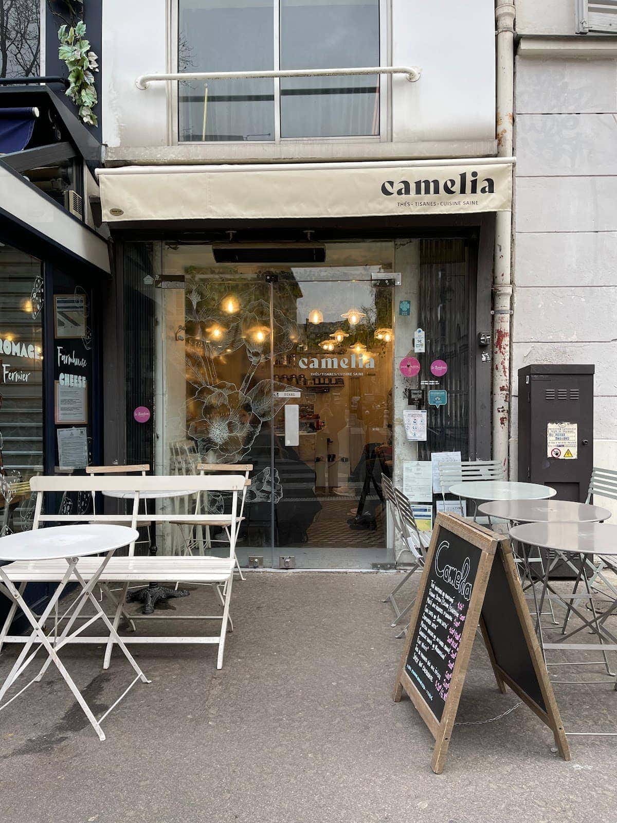 SALON DE THE CAMELIA