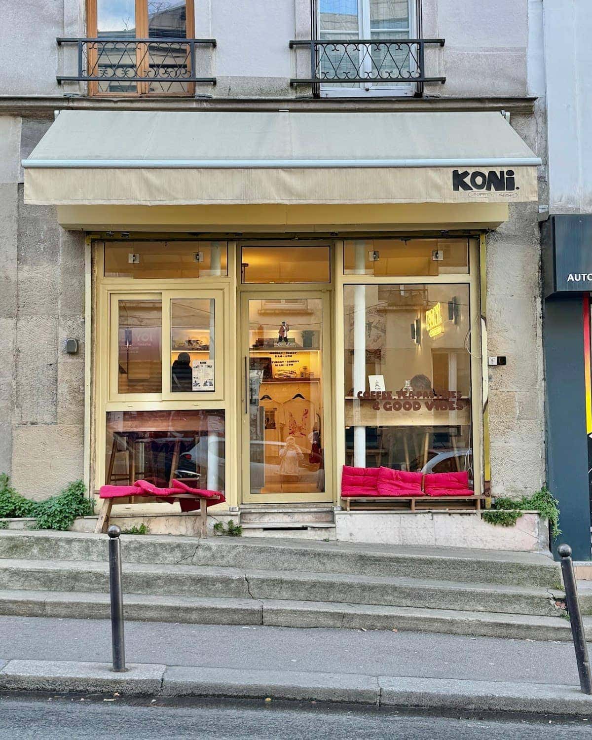 Koni Coffee Shop