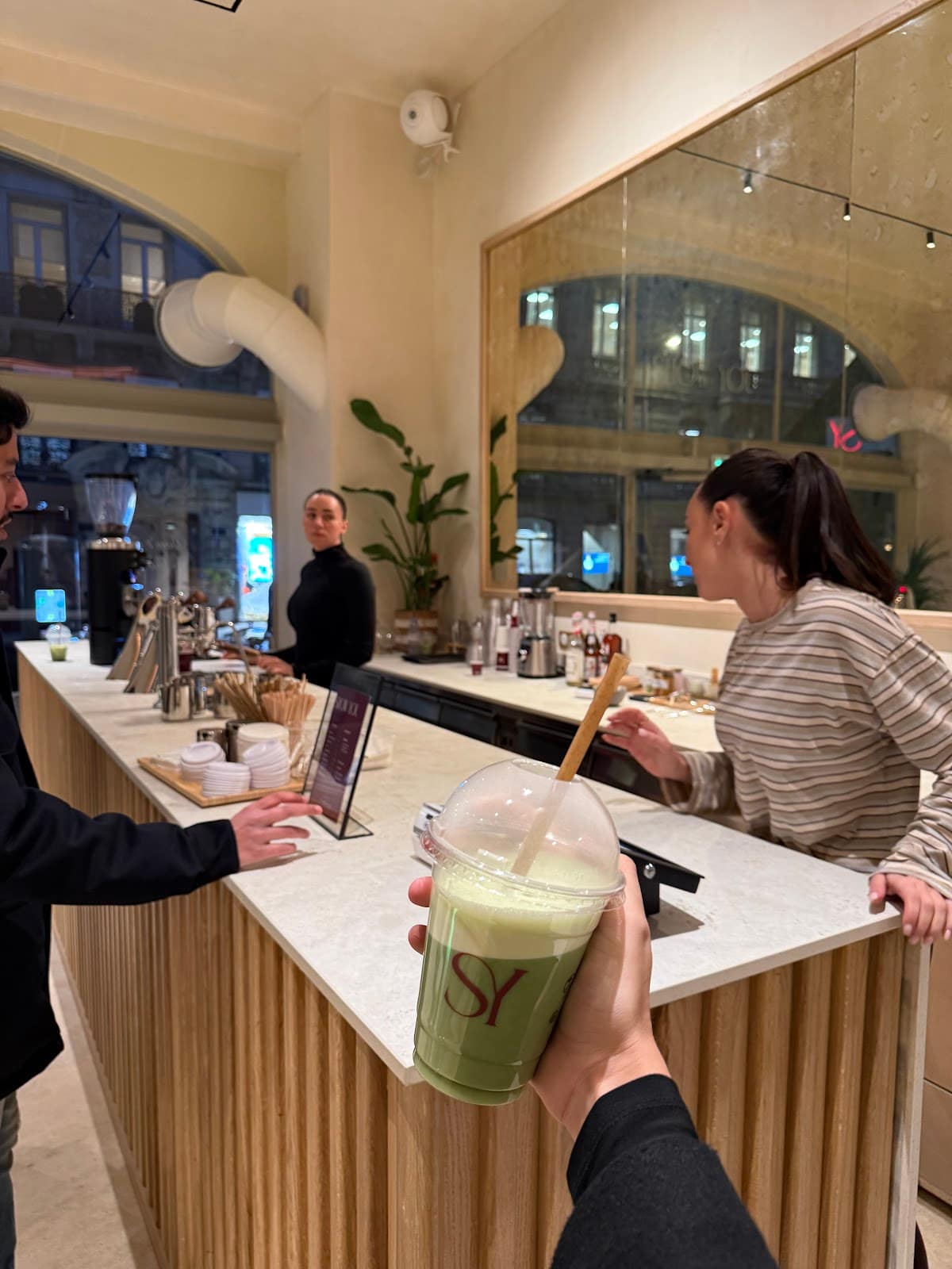 Coffee Shop & Studio Lagree | Show You