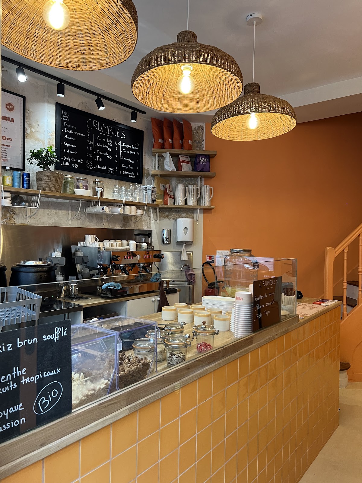 CRUMBLES. Coffeeshop